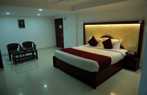 Thrissur Hotel | Hotel Savera Park
