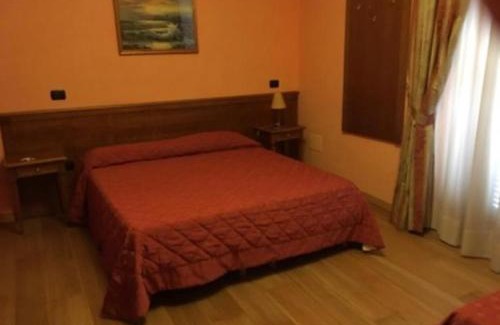 Isola del Liri Hotel | Hotel Scala alla Cascata