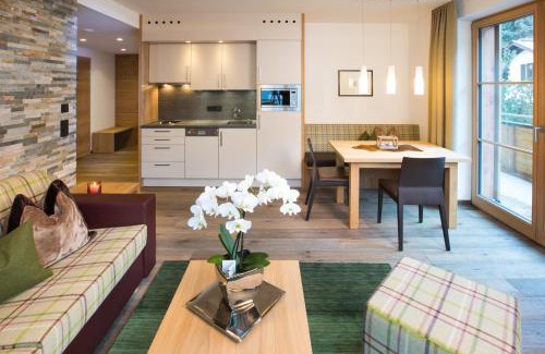 Sankt Anton am Arlberg Hotel | Hotel Schwarzer Adler - Sport & Spa