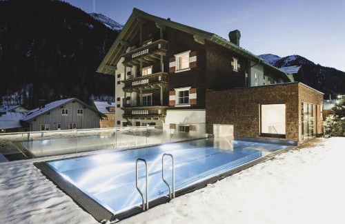 Sankt Anton am Arlberg Hotel | Hotel Schwarzer Adler - Sport & Spa