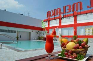 Pengkalan Rama Tengah Hotel | Hotel Sentral Melaka @ City Centre