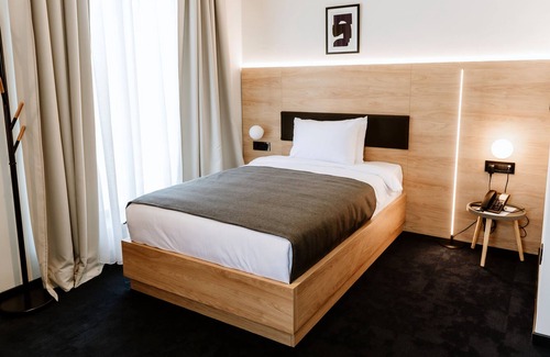 Podgorica Hotel | Hotel septembar