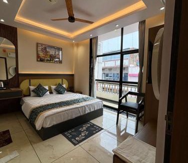 Gaya Hotel | Hotel Shakuntla Palace - 400 Meters away from Vishnu Pad Temple 7 mins walk