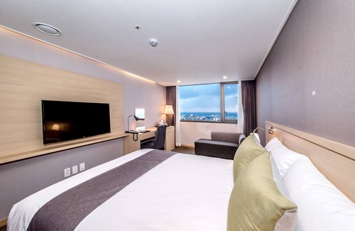 Downtown Hotel | Hotel Shalom