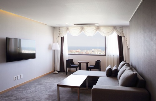 Downtown Hotel | Hotel Shalom
