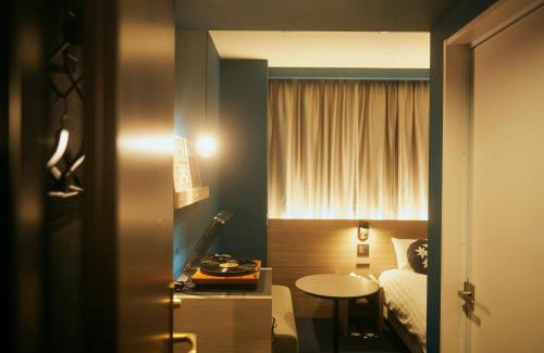 Minato Hotel | Hotel She, Osaka