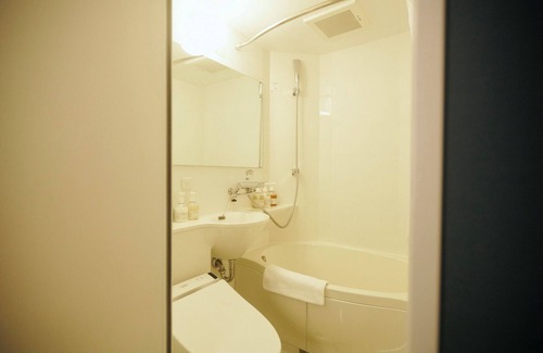Minato Hotel | Hotel She, Osaka