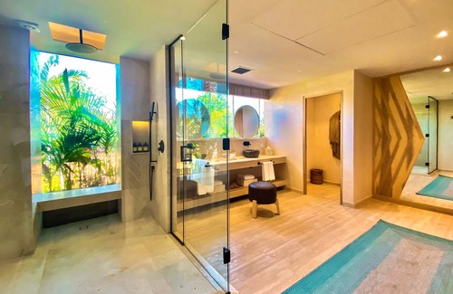Zona Hotelera Hotel | Hotel Shibari Tulum - Restaurant & Cenote Club