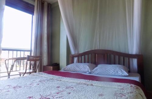 Mbarara Hotel | Hotel Shine Sunet