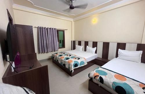 Varanasi Hotel | Hotel Shiv Kashi