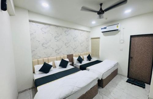 Dwarka Hotel | hotel shiv palace