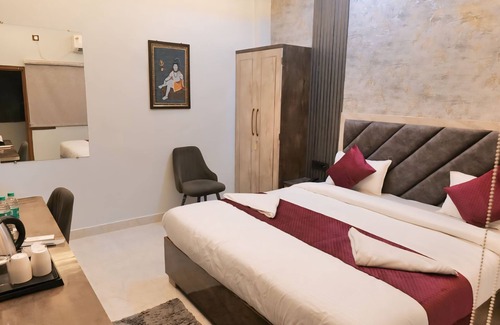 Varanasi House | Hotel Shiv Sudhaa
