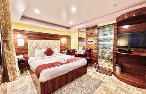 Darjeeling Hotel | HOTEL SHIVAM ! DARJEELING MALL ROAD hotel-at-prime-location and Spacious-Room with-wi-fi-availability