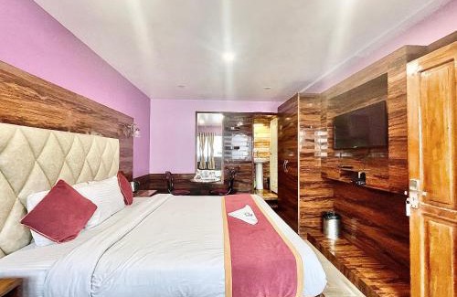 Darjeeling Hotel | HOTEL SHIVAM ! DARJEELING MALL ROAD hotel-at-prime-location and Spacious-Room with-wi-fi-availability