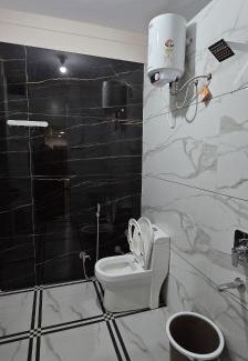 Ujjain House | Hotel Shree Kedarnath in front of railway station platform no 8