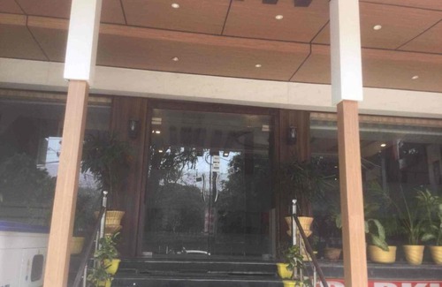 Allahabad House | Hotel Shree Urmila, Prayagraj