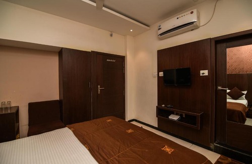 Ujjain Hotel | Hotel Shriram
