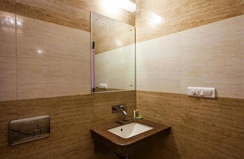 Vrindavan Hotel | Hotel Shubham Majesty