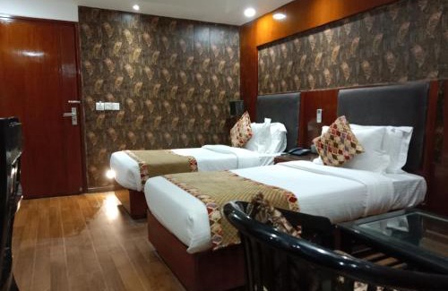 East of Kailash Hotel | Hotel Shuhul Continental By Hotel Porium