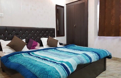 Paltan Bazaar Hotel | Hotel Shyam Residency