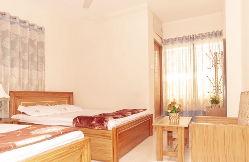 Mirpur House | Hotel Sikder Residential - Deluxe Twin Room - AC