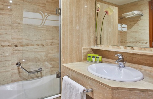 Santa Cruz de Tenerife Hotel | Hotel Silken Atlántida Santa Cruz