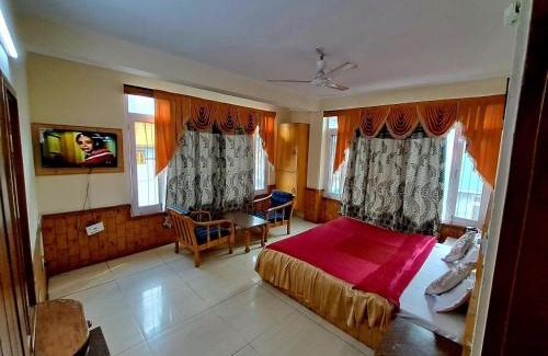 New Manali Hotel | Hotel Snow Mountain Mall Road