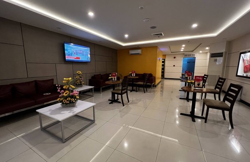 Ermita Night District Hotel | Hotel Sogo Malate