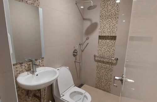 Diliman Hotel | Hotel Sogo Timog 2