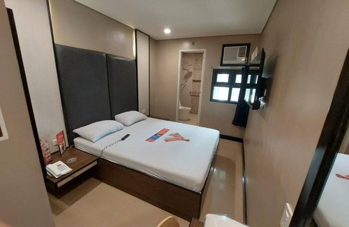 Diliman Hotel | Hotel Sogo Timog 2