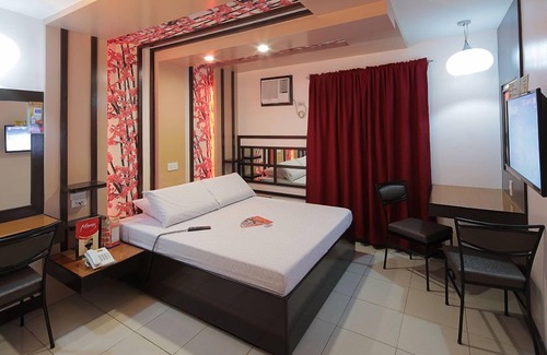South Triangle Hotel | Hotel Sogo Timog Ave.