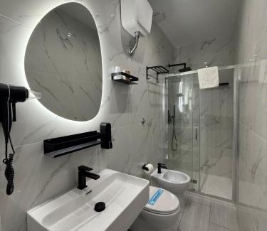 Rione XVIII Castro Pretorio Hotel | Hotel Sol Levante