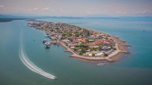 Barrio Las Playitas Hotel | Hotel Sol Puntarenas