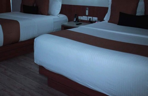 Leon Hotel | Hotel Soleil Business Class