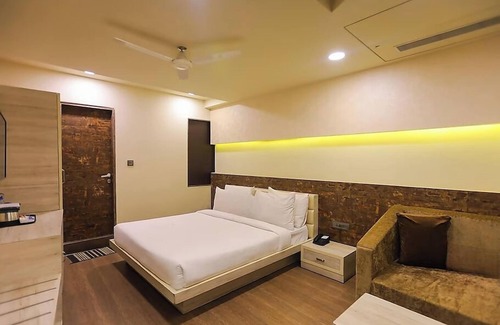 Rau Hotel | Hotel Sonash by Golden Treat