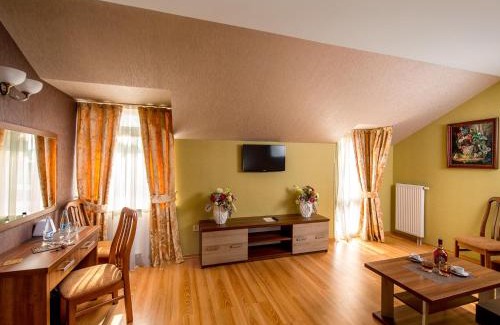 Lviv Hotel | Hotel&SPA Pysanka, Готель Писанка, 3 сауни та джакузі - індивідуальний відпочинок у СПА