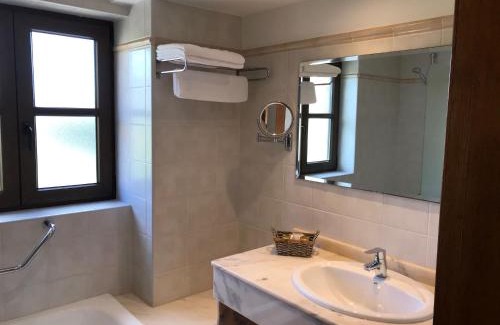 Santillana del Mar Hotel | Hotel Spa San Marcos