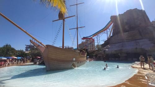 Centro Apartment | Hotel Spazzio diRoma GRATIS entrada Acqua e Splash Caldas novas