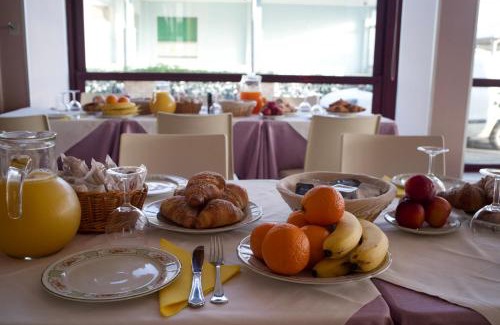 Igea Marina Hotel | Hotel Spiaggia Villa Paola