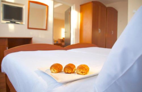 Vozdovac Hotel | Hotel Srbija-FREE PARKING