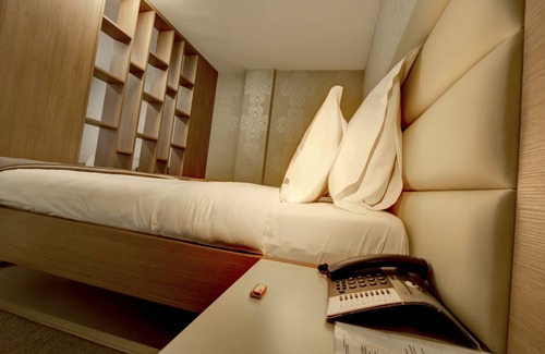 Savamala Hotel | Hotel Srbija Garden Ex Garni