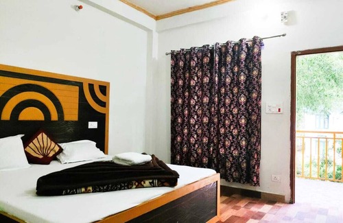 Mussoorie Hotel | Hotel SSB Trees Of Heaven