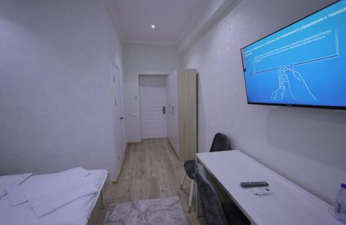 Qarshi Hotel | Hotel Status
