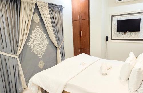 Gulshan-E-Jamal Bed & Breakfast | Hotel StayInn - Millennium Mall Branch