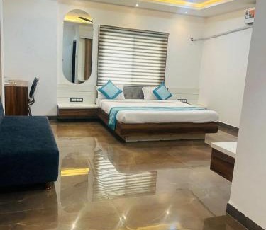 Rau Hotel | Hotel Staywell,Pithampur