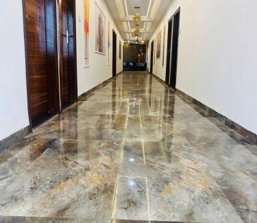Rau Hotel | Hotel Staywell,Pithampur