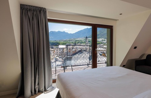 Tirano Hotel | Hotel Stelvio Tirano