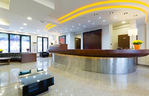 Vozdovac Hotel | Hotel Sterling Garni