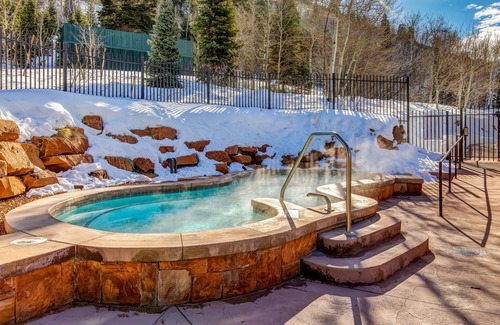 Deer Valley Condo | Hotel studio with views, fireplace & close to everything
