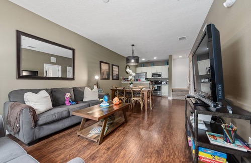 Kissimmee House | Hotel Style comfortable beds 🛏️